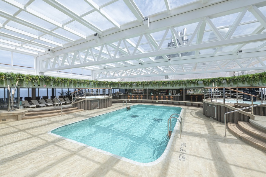 MSC Cruises MSC Seaview Jungle Pool Lounge 1.jpg